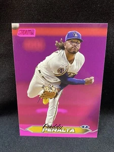 2024 Topps Stadium Club #140 Freddy Peralta Pink Refractor Brewers - Picture 1 of 2