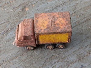 Vintage 1960’s Tonka 6 Wheel Pressed Steel Box Truck - Picture 1 of 7