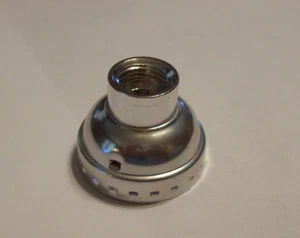 NICKE PLATED CAP WITH 1/2" HOLE 1/4IP FOR LAMP SOCKET LAMP PART NEW 31759K - Picture 1 of 2