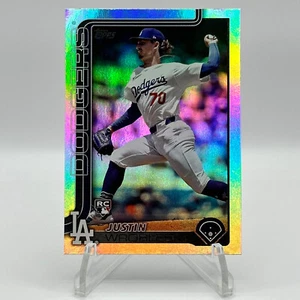 2025 Topps Series 1 JUSTIN WROBLESKI #204 RC Rookie Rainbow Foil - LA Dodgers - Picture 1 of 3