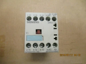 NUEVO, CAJA ABIERTA, CONTACTOR SIEMENS 3RT1015-1HB41, BOBINA DE CC 24V. - Imagen 1 de 3