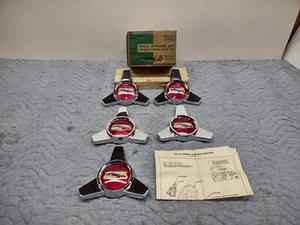 RARE VINTAGE NOS 1957 CHEVROLET BEL-AIR NOMAD ACCESSORIE WHEEL SPINNERS #987587 - Picture 1 of 12