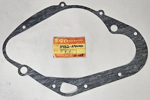 1 NOS Genuine 1971-1976 Suzuki TS185 Clutch Cover Gasket TS 185 OEM 11482-29000 - Picture 1 of 2