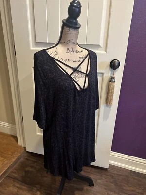 Maurices 24/7 Criss Cross Tee Shirt Black Muted Animal Print 1X 44” 31” - Image 1 of 4