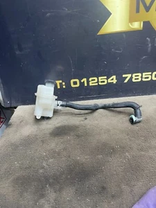 Toyota Yaris 2013 Serbatoio di espansione refrigerante ibrido - Foto 1 di 10