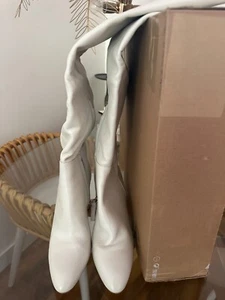 Stivali sopra il ginocchio Zara ecrù/bianco sporco EU 40 - Foto 1 di 6