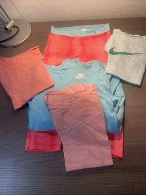 Nike Lot Girls: 3  Shirts, 1  Leggings, 1 Pullover Hoodie. Pls Read Description - Image 1 of 4