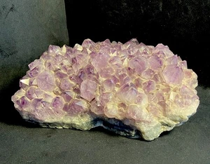 Grappolo geode ametista naturale 4 libbre 15,1 oz - Foto 1 di 7