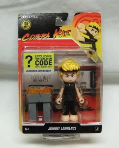 Devseries Cobra Kai Johnny Lawrence 3" Figur + Virtual Item Code NEU Roblox - Bild 1 von 2