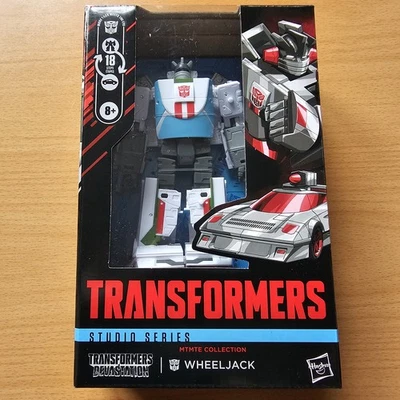 Transformers Devastation Studio Series Wheeljack Deluxe Class Action Figure - Image 1 of 4