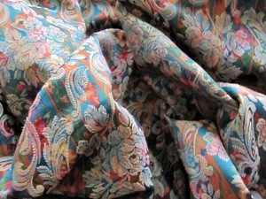 Gold / Multicoloured Brocade Fabric Remnant - Picture 1 of 6