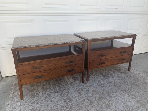 Baker, A Pair Of Walnut Nightstands With Marble Top Cover