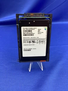 MZ-ILT7T6A Samsung PM1643 Series 7.68TB 12Gb/s SAS 2.5" SSD EMC 118000634 - Picture 1 of 3