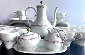 Hutschenreuther Coffee Pot Tea Set Red Melodie Pattern 8037 Service for 12 - Picture 1 of 11