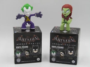 Funko Mystery Minis DC Batman Arkham Serie Joker und Posion Ivy Vinyl Figuren - Bild 1 von 5
