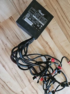 Rosewill Gaming Desktop Power supply PSU 750w Fortress 750 80 PLUS Platinum - Afbeelding 1 van 2