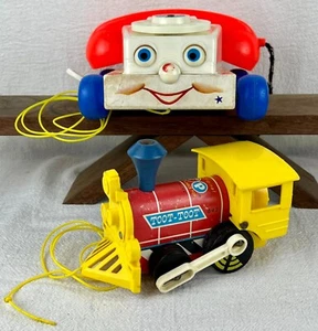 1960s Fisher-Price Vintage Chatter Phone 747 Toot Toot Train 643 USA Belgium - Bild 1 von 17