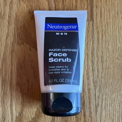 1 x Neutrogena Men Razor Defense Exfoliating Shave Face Scrub, 4.2 fl oz - Image 1 of 4