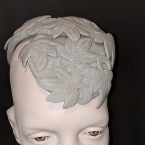 Vintage FELT BOTANICAL LEAVES Skull Cap HALF HAT Fascinator FLAPPER Head Piece - Picture 1 of 7