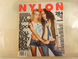 Nylon Magazin - August 2004 - - Bild 1 von 2