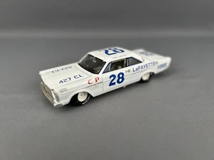 CUSTOM Action 1/24 Scale 1966 Fred Lorenzen #28 LaFayette Ford Galaxie - Picture 1 of 9