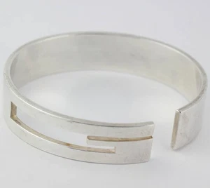 GUCCI Cut Out Cuff Bracelet 7.9" Silver 925 Auth #4800 - Picture 1 of 5