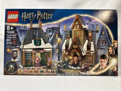 LEGO Harry Potter: Hogsmeade Village Visit (76388) - Image 1 of 2