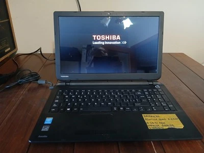 NOTEBOOK TOSHIBA SATELLITE C50B Pentium Quad Hard Disk 1000 Gb - Immagine 1 di 4