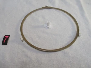 Magic Chef Microwave HMM1611ST2 Plate Roller Guide Ring 8 3/4"  In. - 9" w Wheel - Picture 1 of 7