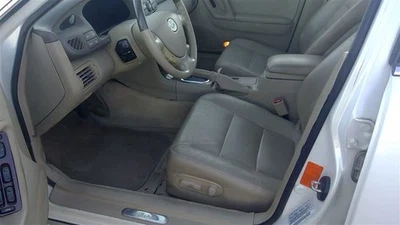 Chassis ECM Multifunction On Joint Box Fits 01-02 MAZDA MILLENIA 1857504 - Image 1 of 4