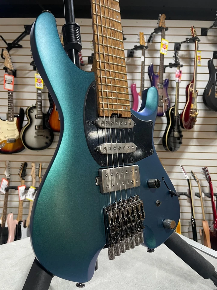 Ibanez Q547 7 弦电吉他 - 蓝色变色龙金属哑光 #016 — 第 1/4 张图片