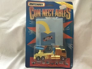 MATCHBOX CONNECTABLES GOLD RACING TRUCK - ON CARD - READ ! - Picture 1 of 4
