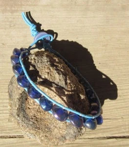 ARTISAN GLASS BRACELET IRRIDESCENT BLUE VINTAGE GLASS BEADS ON BLUE LEATHER - Picture 1 of 5