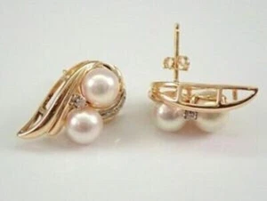 14K Yellow Gold Over 2.00Ct Round Pearl and Diamond Estate Stud Earrings - Picture 1 of 4