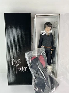 Harry Potter 12" Tonner doll T10HPDD01 2010 New + Gryffindor Robe T10HPOF01 - Picture 1 of 8