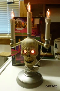 1994 Trendmasters HallowScream Haunted Candelabra w/Lights - Picture 1 of 2