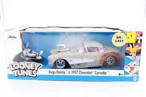 1957 Chevy Corvette w/ Bugs Bunny Figure, Looney Tunes - Jada Toys R-23290 - Picture 1 of 3