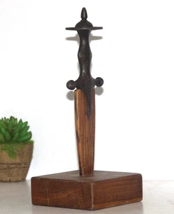 1850er Jahre antikes Eisen Mogul Schwert Griff/Griff auf Ständer Handarbeit Sammlerstück - Bild 1 von 12