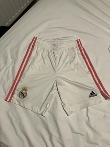 Real Madrid Adidas White And Pink Football Shorts 11-12 Years - Picture 1 of 5