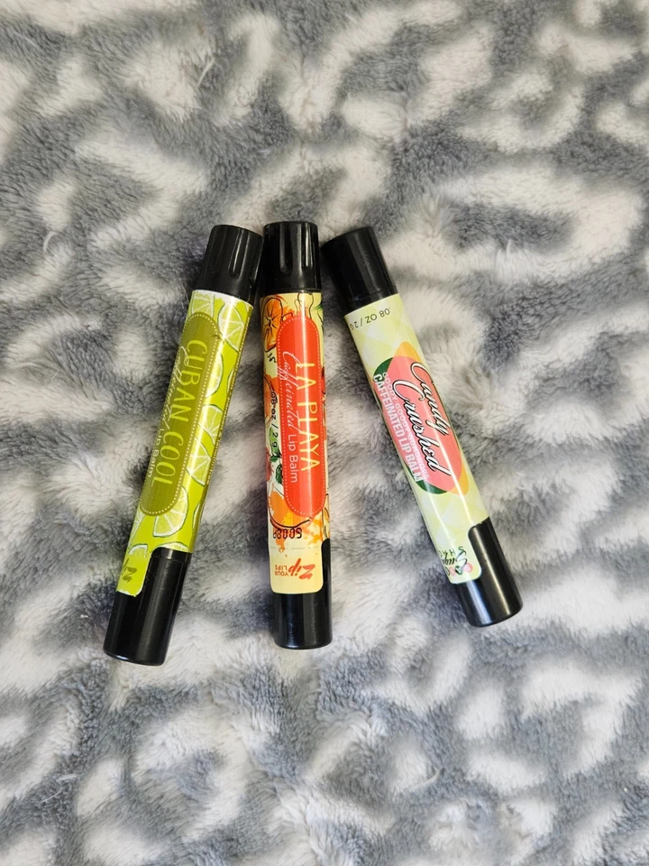 Bálsamo labial con cafeína Perfectly Posh, NUEVO Y SELLADO, ¡3 sabores que elijas! Foto 1 de 1