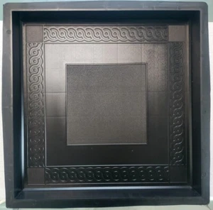 Gießformen-Schalungsform für Terrassenplatten mit Randverzierung 40x40x5cm (236) - Bild 1 von 5