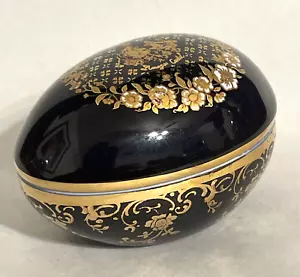 Limoges Castel Frankreich schwarz & 22KT Gold Ei Schmuckschatulle Fragonard Hof Paar - Bild 1 von 12