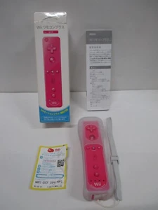 Wii -- Wii Remote Plus pink - Controller -- Box. Nintendo Wii. JAPAN Game. 57004 - Picture 1 of 17