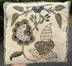 Antique - Vintage Crewel Work Square Pillow Textile Collectible Decor Embroidery - Picture 1 of 14