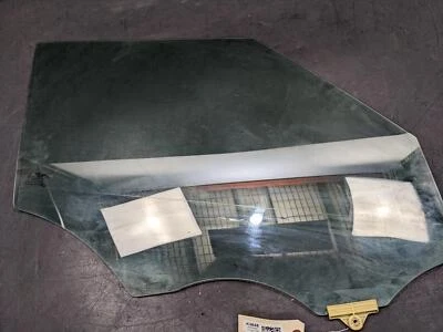 Cristal ventana puerta delantera derecha Kia Soul 2019 82420-B2020 2014 2015 2016 2017 2018 Foto 1 de 4