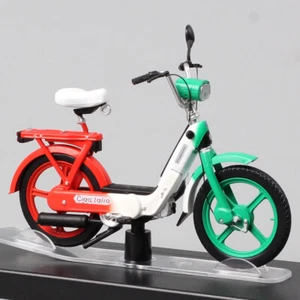 1/18 Scale Piaggio Ciao Tricolore Moped Diecast Scooter Model Motorcycle Toy - Picture 1 of 14