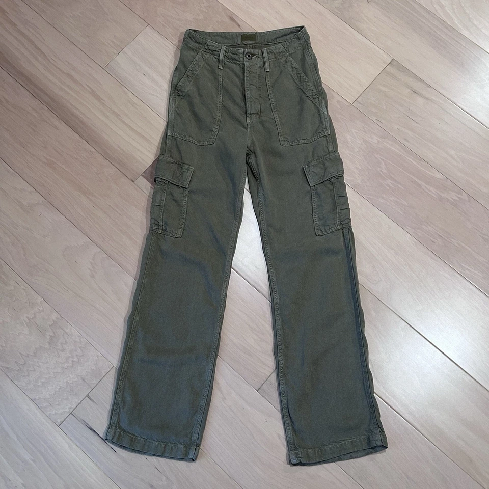 Pantalón Mother The Private Cargo Sneak en sarga gótica oliva para mujer 25x30” Foto 1 de 4