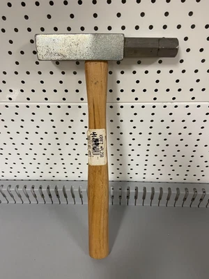 NEW - Kraft Tool PL258 Magnetic Nail Hammer - Image 1 of 3