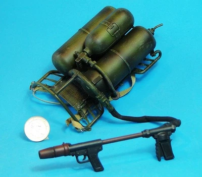 1:6 Scale Dragon WW2 US Army Marine USMC Infantry Flamethrower M1 M2A1 Gun_M2FT - Image 1 of 4