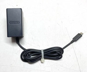 Genuine Nintendo Switch Power Adapter HAC-002 (USZ) - Picture 1 of 4